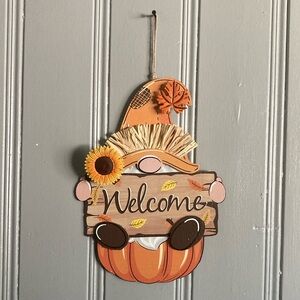 Brand NWT- 16” Precious- Wooden- Welcome- Gnome Fall Decor Sign w/ Metal 🍁🌻